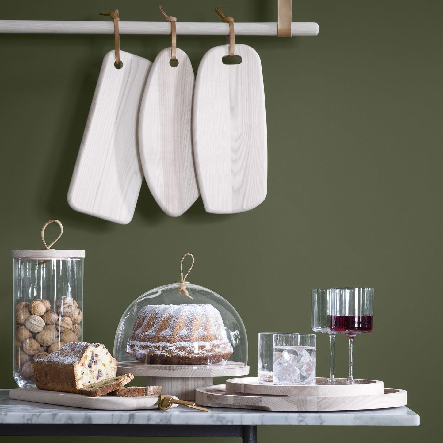 Ivalo Ash Stand & Dome Clear